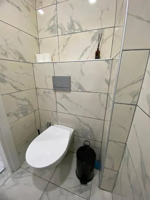 Renovated 2Br Apartment Near Metro Istanbul